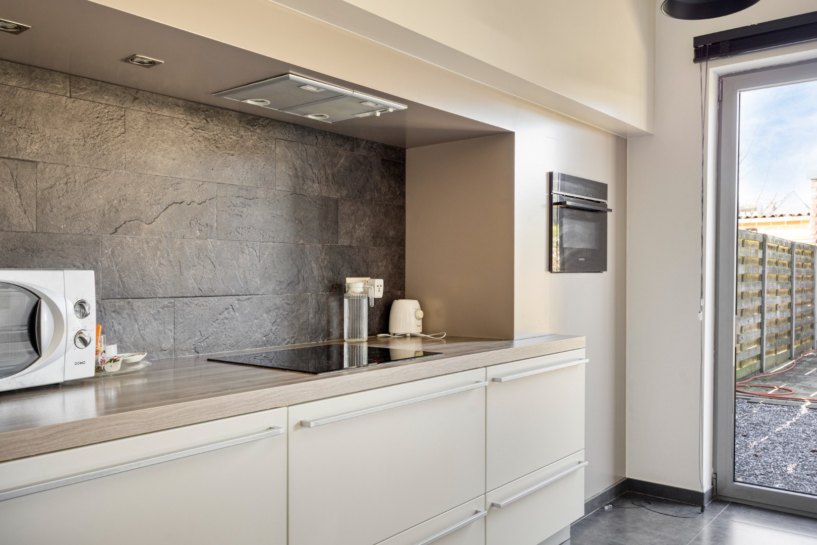 Luxueus gelijkvloers appartement met 2 slpk. in het centrum van Geel 