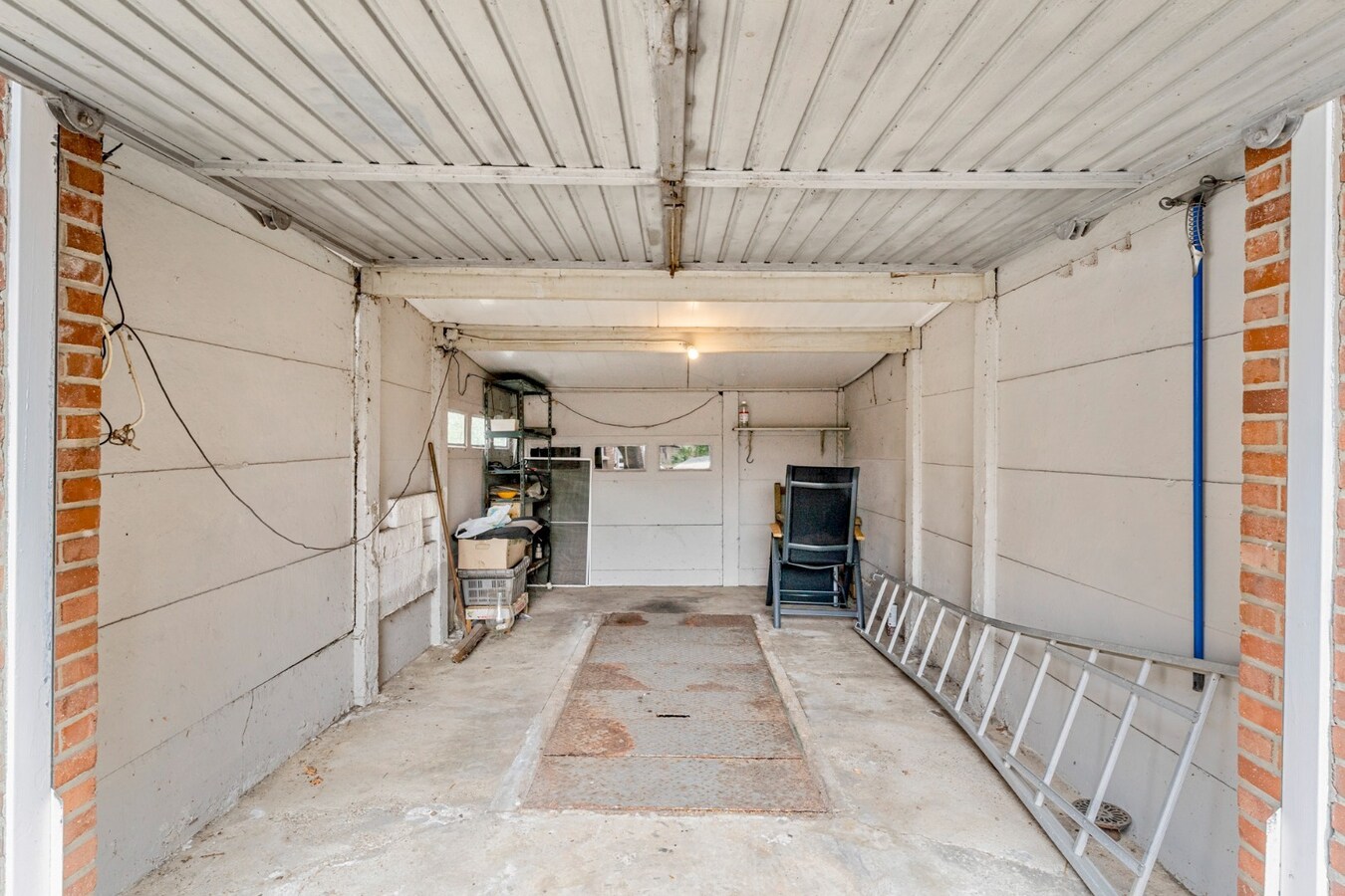 Halfvrijstaande gezinswoning op een ruim perceel van 13a80ca op wandelafstand van het centrum van Opoeteren! 