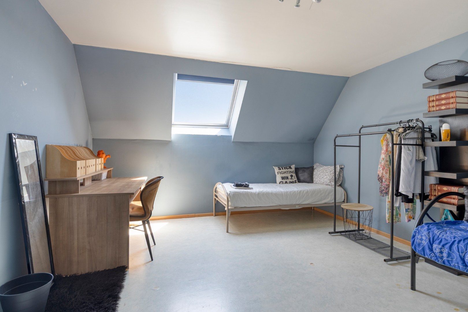 Instapklare duplex met 3 slpk. en staanplaats in hartje Tessenderlo 
