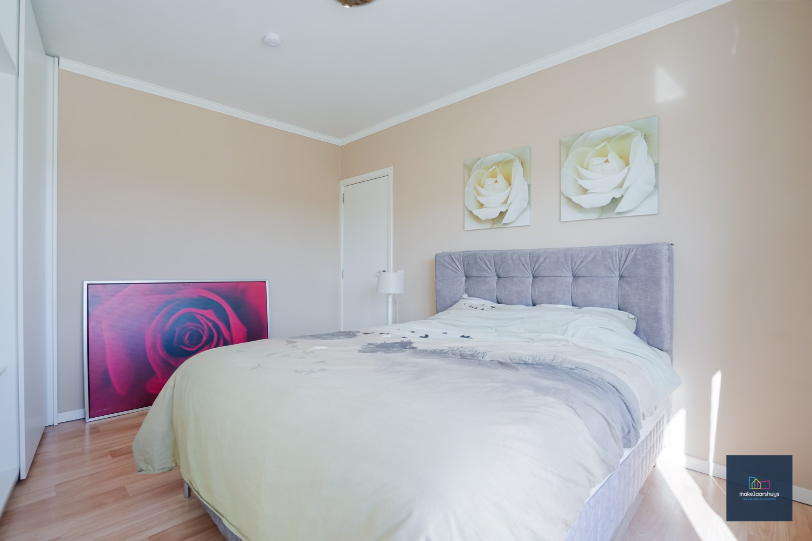 Stijlvol 1 slaapkamer appartement met 2 terrassen, kelder en garagebox 