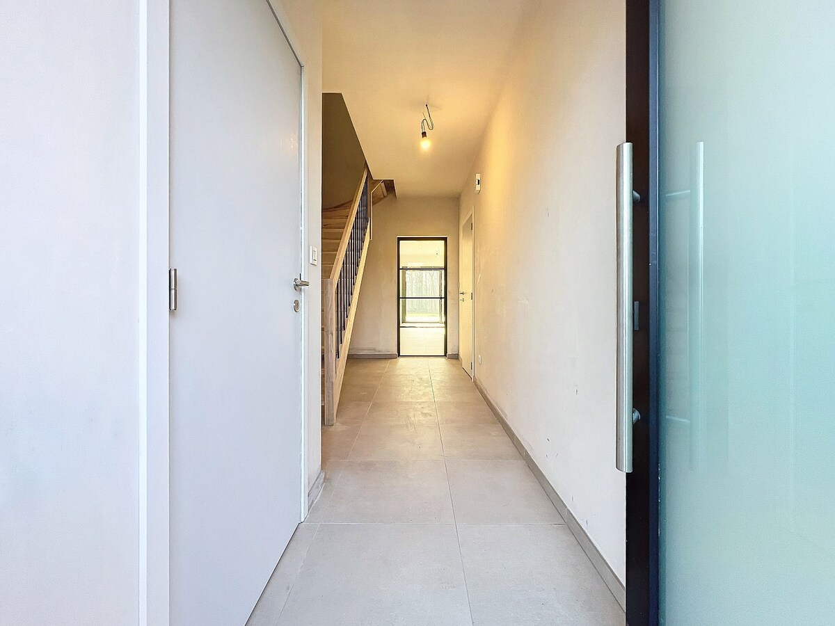 Tiptop afgewerkte nieuwbouw BEN-woning te Grotenberge, 6% BTW mogelijk 