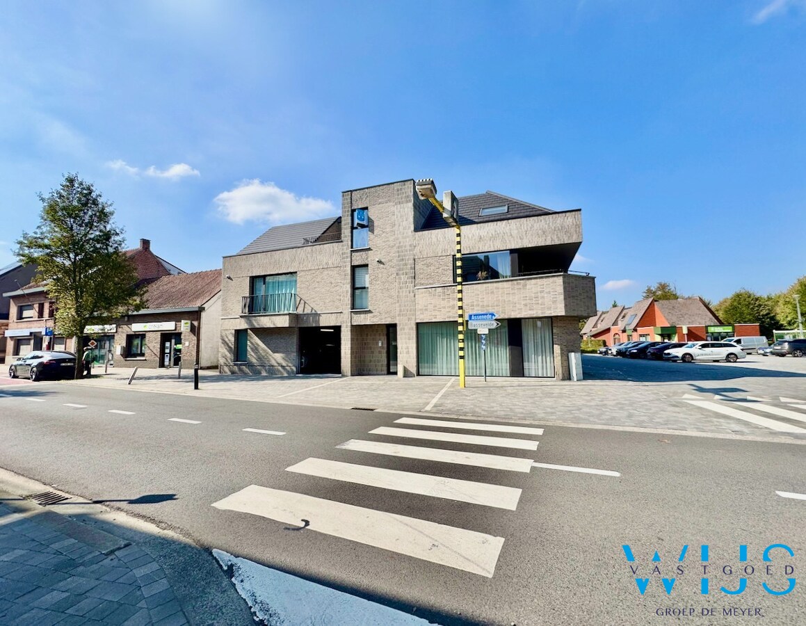 PRACHTIG dakappartement met 4 slaapkamers en 2 terrassen ! 