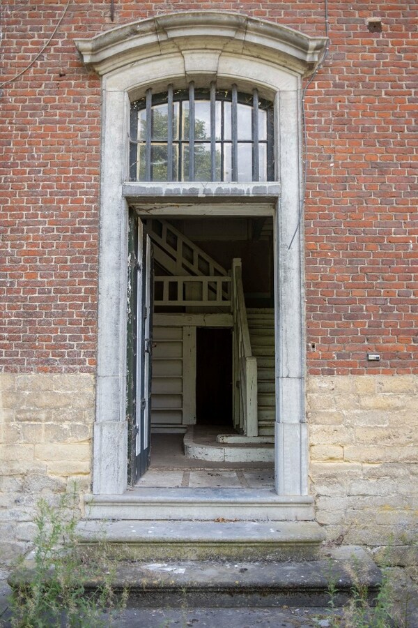 Property for sale in Sint-Pieters-Leeuw