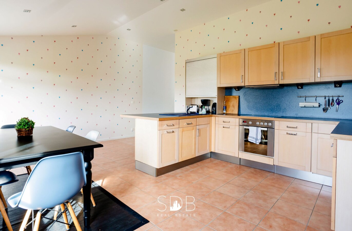 Hippische Complex met woonhuis en appartement op circa 31 Hectare 