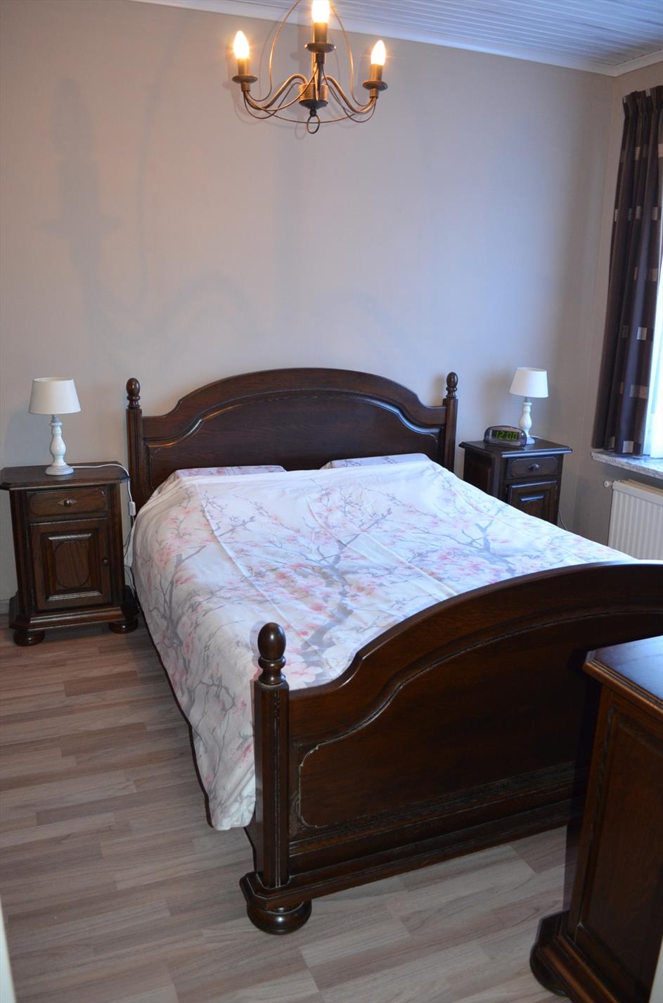 Bungalow op 814m² met  zicht op de weilanden te Adegem 