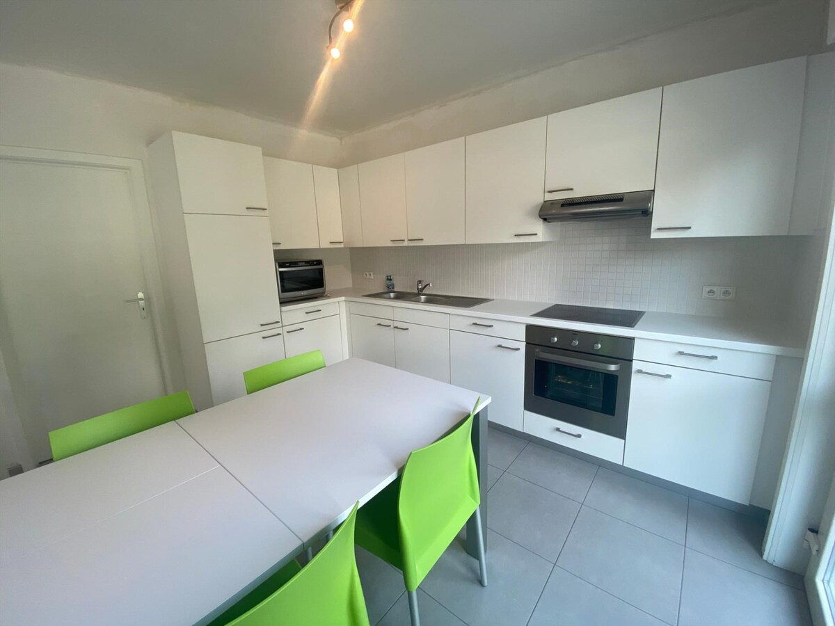 Uitstekend gelegen, verzorgde woning in een doodlopende straat 