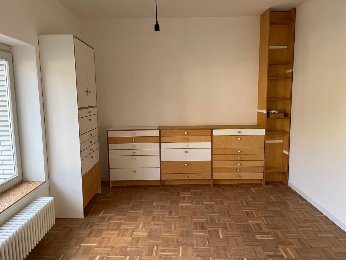 Design duplex appartement te centrum Dikkelvenne. 