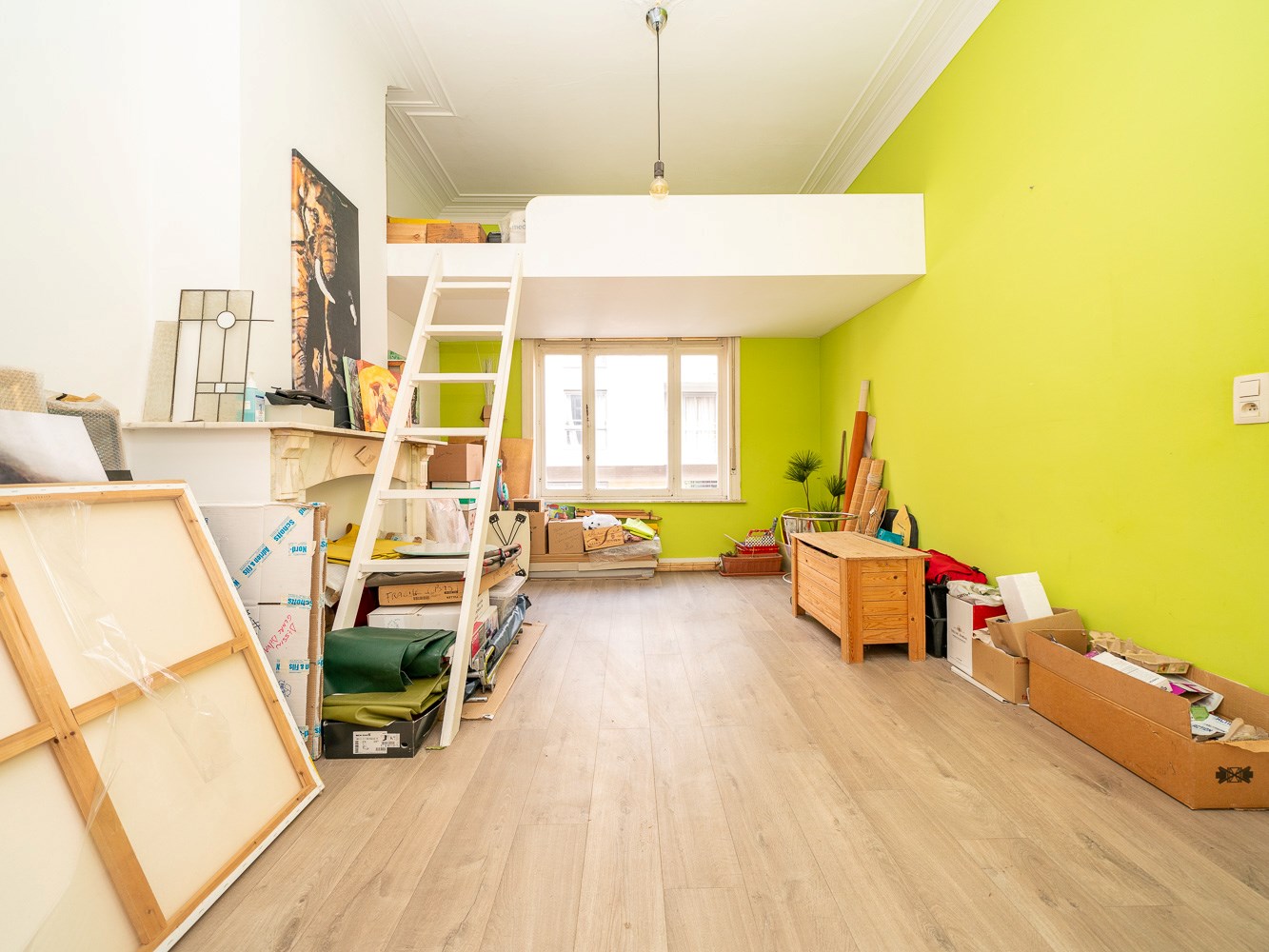 Opbrengstwoning met 4 units op zeer gunstige locatie 