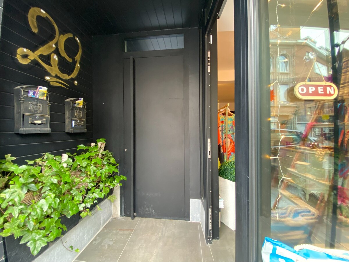 Surface de ±80 m² – En plein cœur du Centre Historique de Tournai ! 