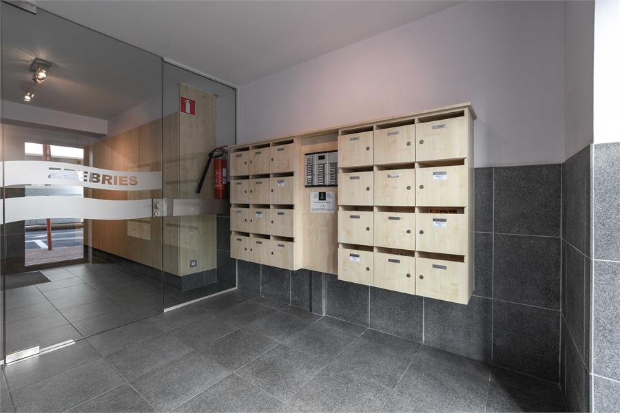 Appartement met zeezicht in sublieme staat. 