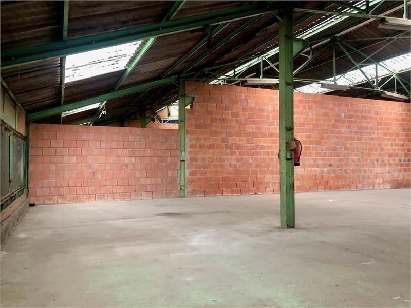 Droge en veilige opslagplaats op gunstige locatie 