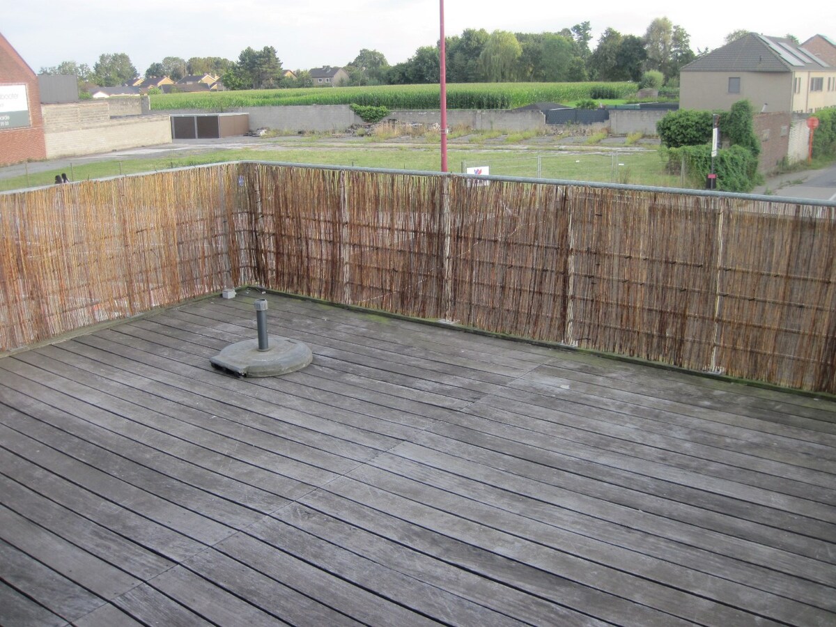 Ruim 2-slp-appartement met zonneterras ! 