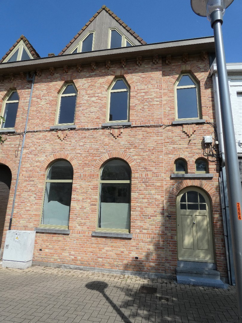 Instapklare energiezuinige woning (216 m²) met 3 slpk en zonneterras, Eernegem 