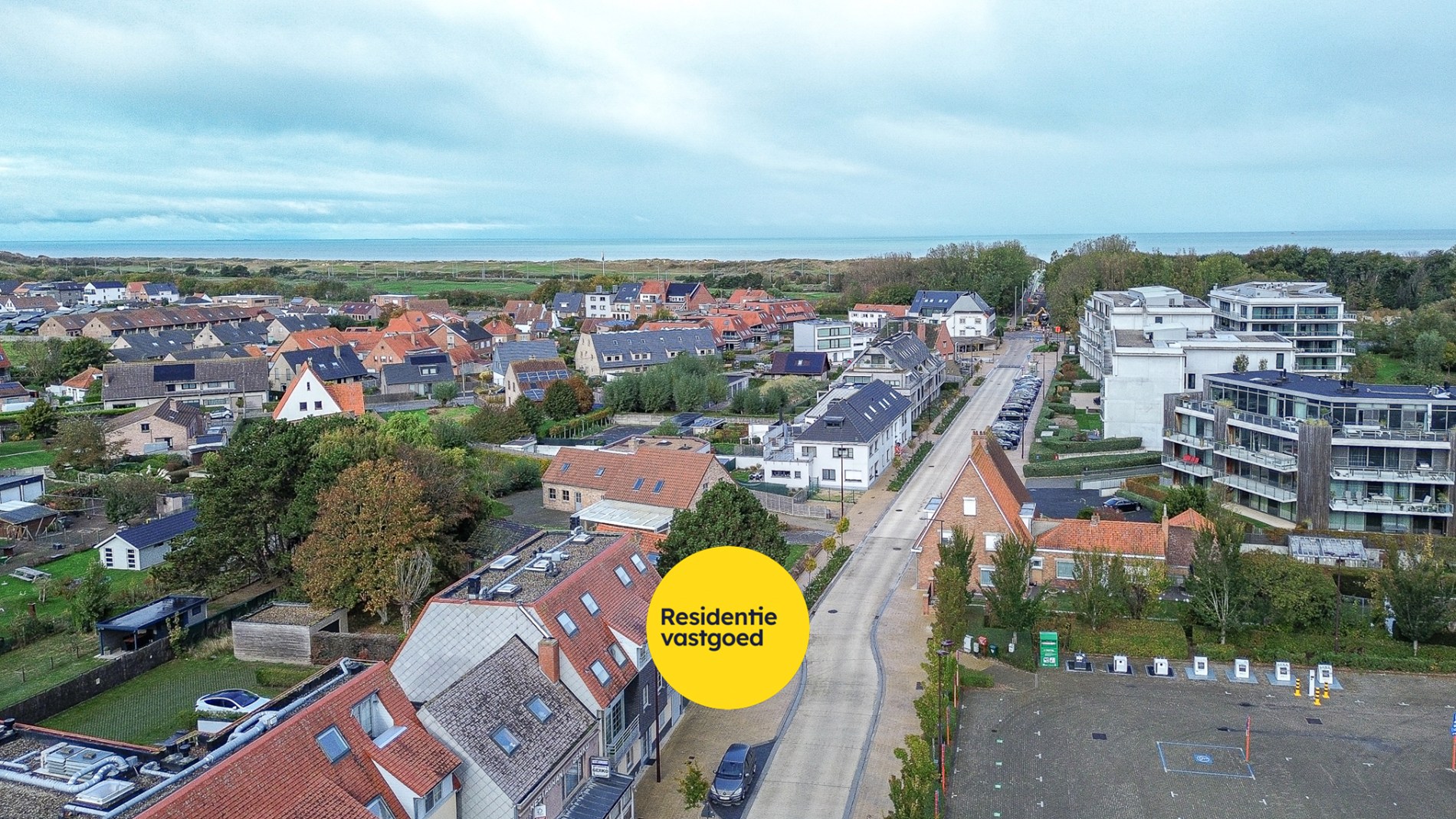 Modern gelijkvloers appartement met 2 slaapkamers– op slechts 500m van strand en zee! 