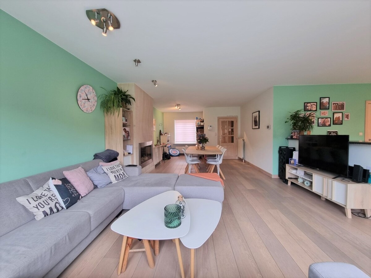 Mooie gezinswoning met tuin &amp; garage in rustige, kindvriendelijke woonwijk - Dudzele 