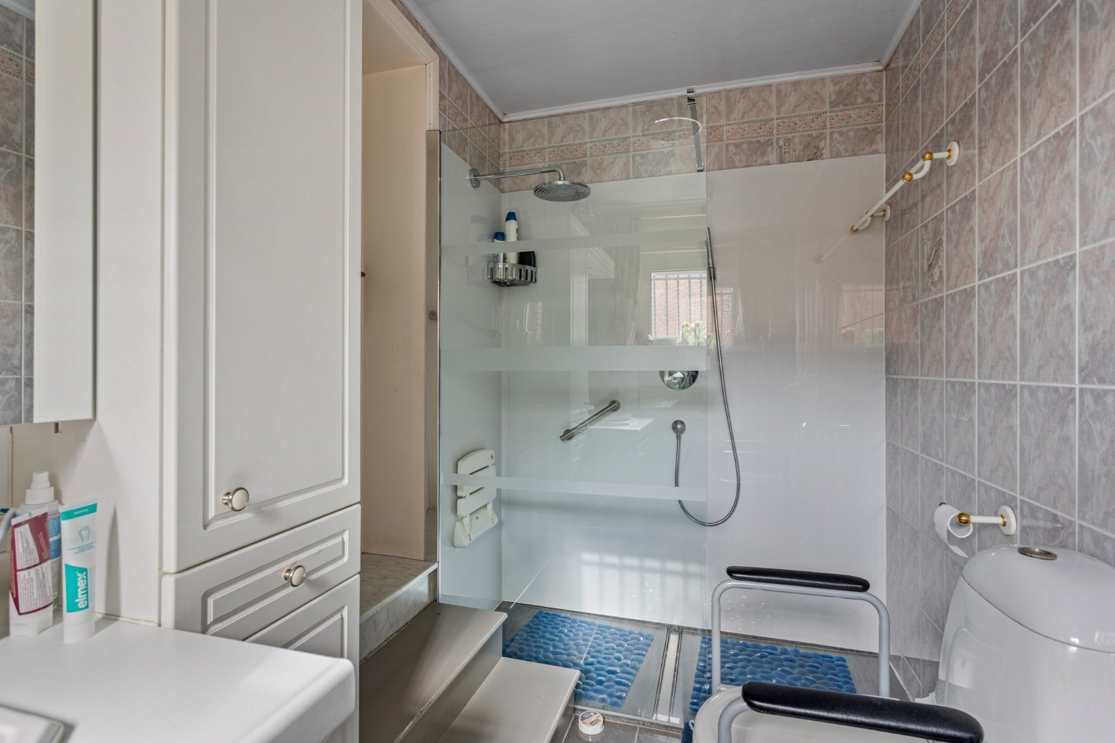 Viseweg 453 - badkamer