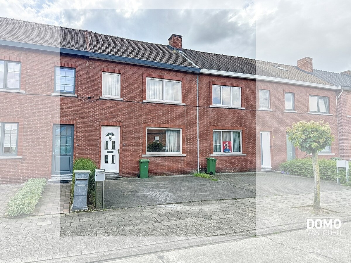 Op te frissen rijwoning met stadstuin gelegen te Hasselt. 