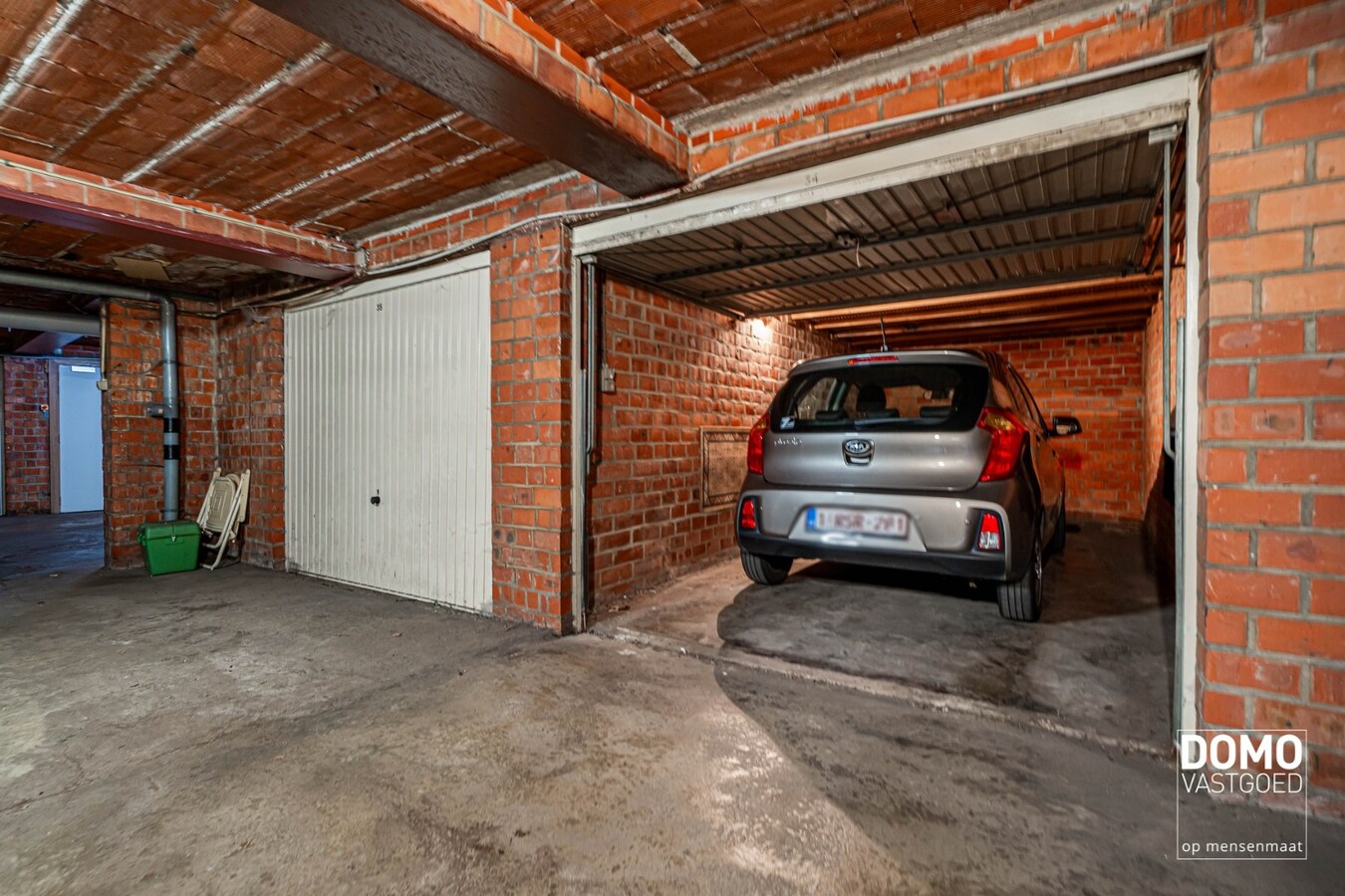 INSTAPKLAAR 1 SLAAPKAMERAPPARTEMENT VAN 58M2 MET TERRAS, GARAGEBOX EN BERGING BINNEN DE GROTE RING VAN HASSELT 