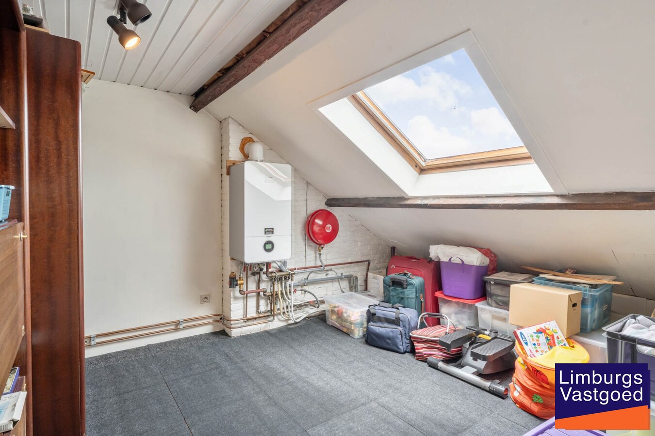 Instapklare stadswoning, 2(3) slpk, met zuidgerichte tuin 