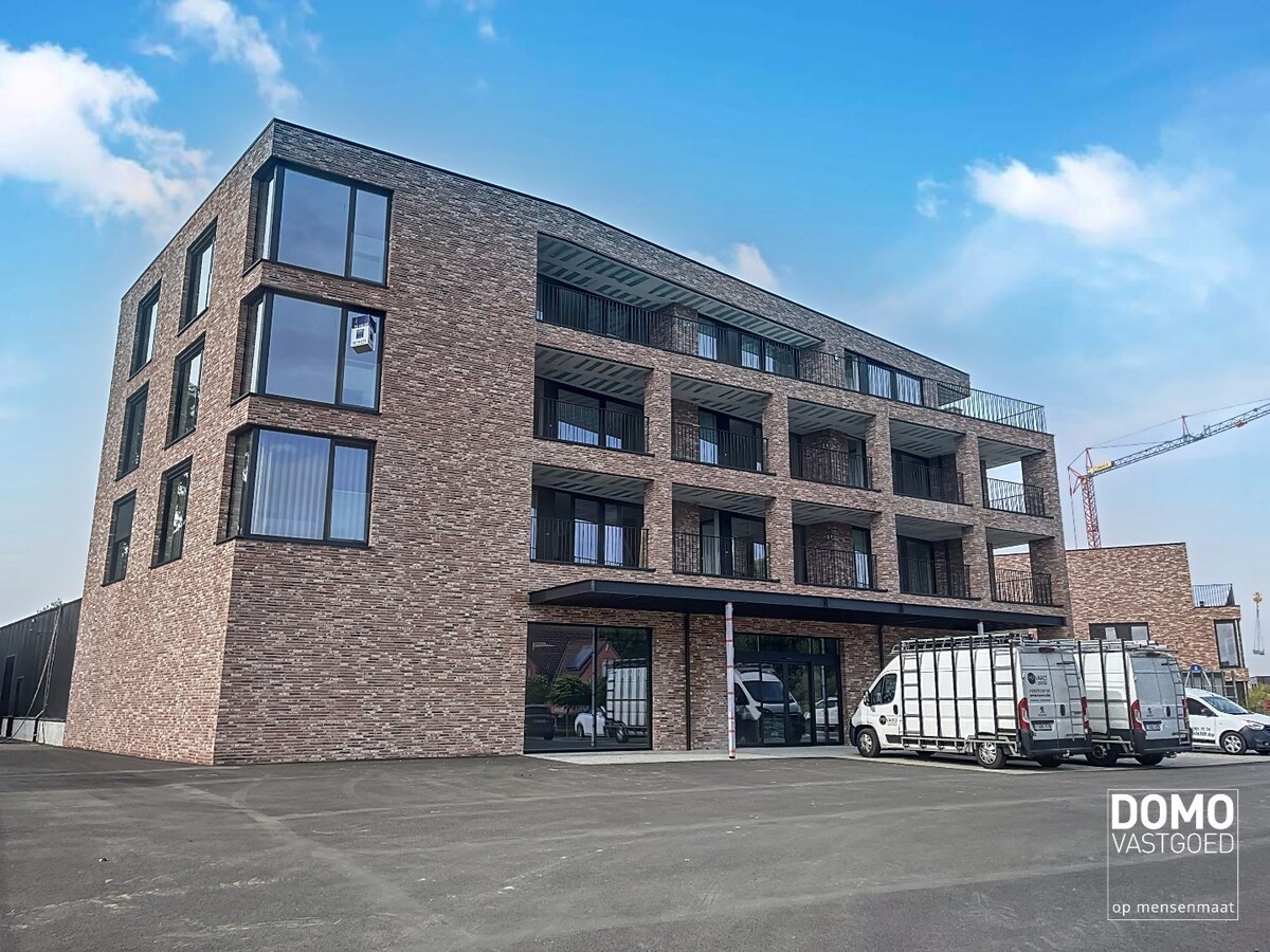 MODERN APPARTEMENT IN HET CENTRUM VAN KERMT 