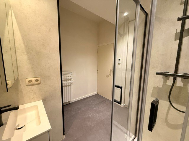 Hedendaags, gelijkvloers appartement in het centrum van Maaseik! 
