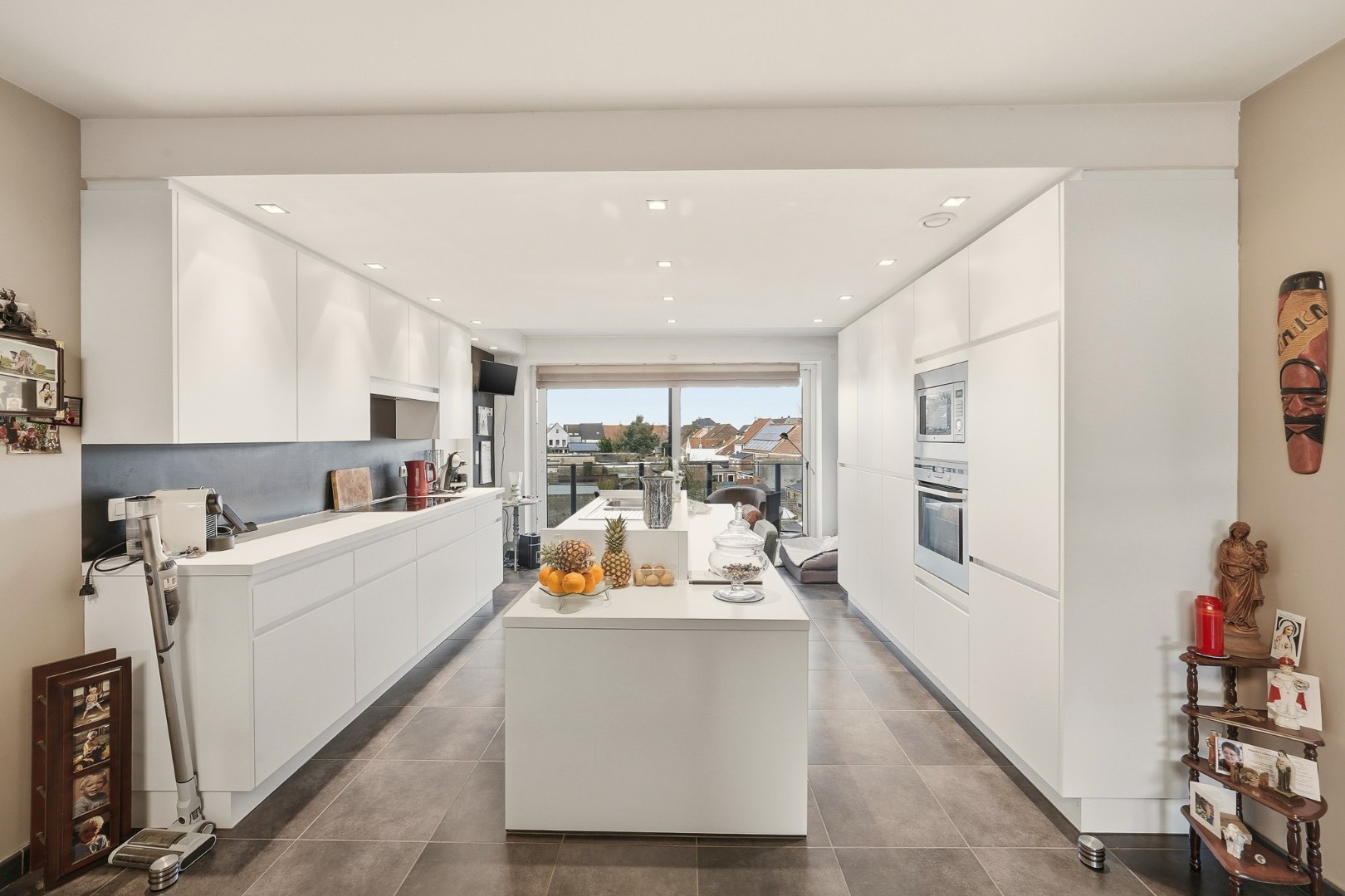 Investeringsopportuniteit: Duplexappartement (185 m²) met 2 zonneterrassen in hartje Oudenburg 