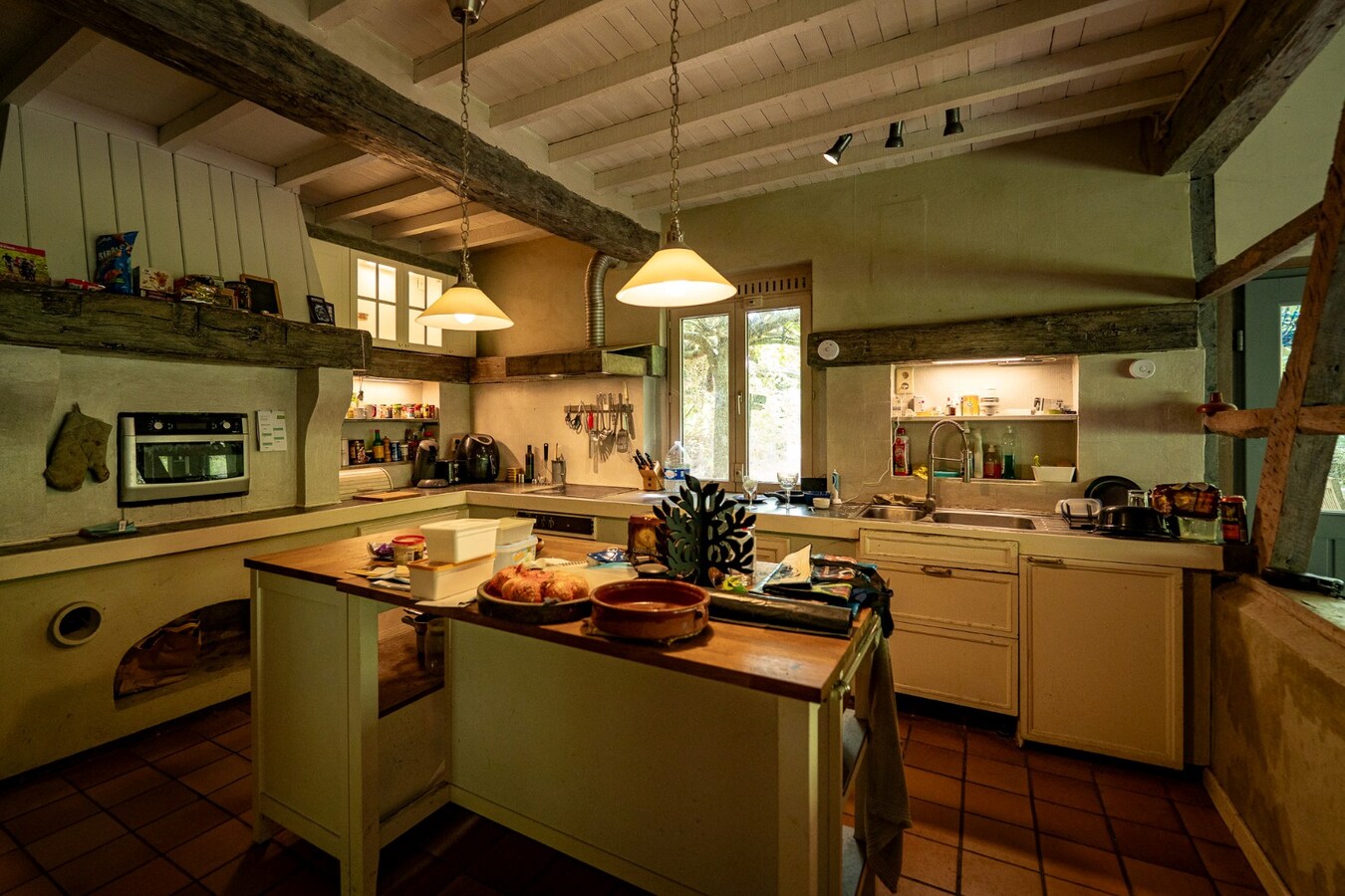 Karaktervolle hoeve met weides op ca. 2ha te Herk-de-Stad 