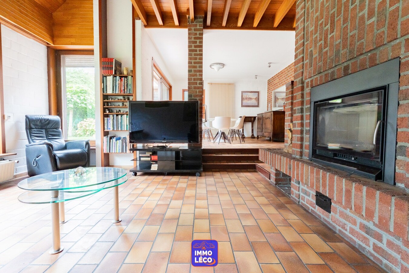 Maison d'architecte avec profession libérale, double garage, jardin, CENTRE-VILLE ! 