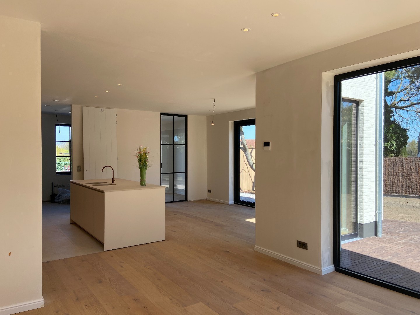 Exclusieve, energiezuinige nieuwbouwwoning op een discrete ligging te Waregem! 