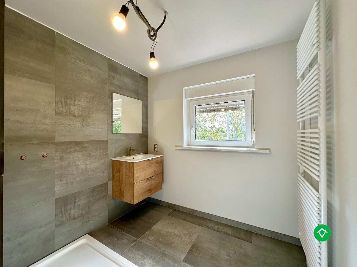 Instapklare woning met garage te huur in Gistel 