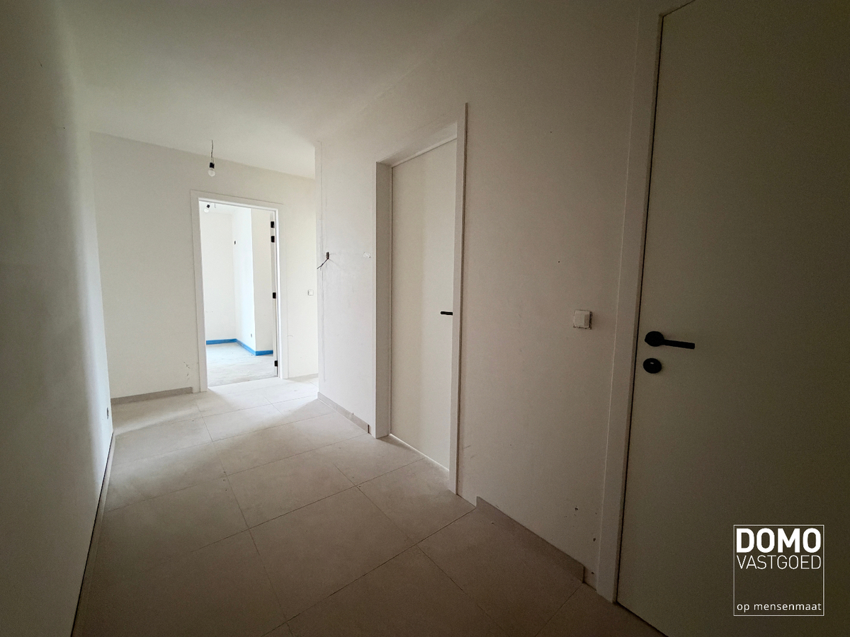 EXCLUSIEVE ENERGIEARME NIEUWBOUWWONGINGEN MET 4 SLAAPKAMERS, TUIN &amp; CARPORT IN HARTJE KERMT (HASSELT) 