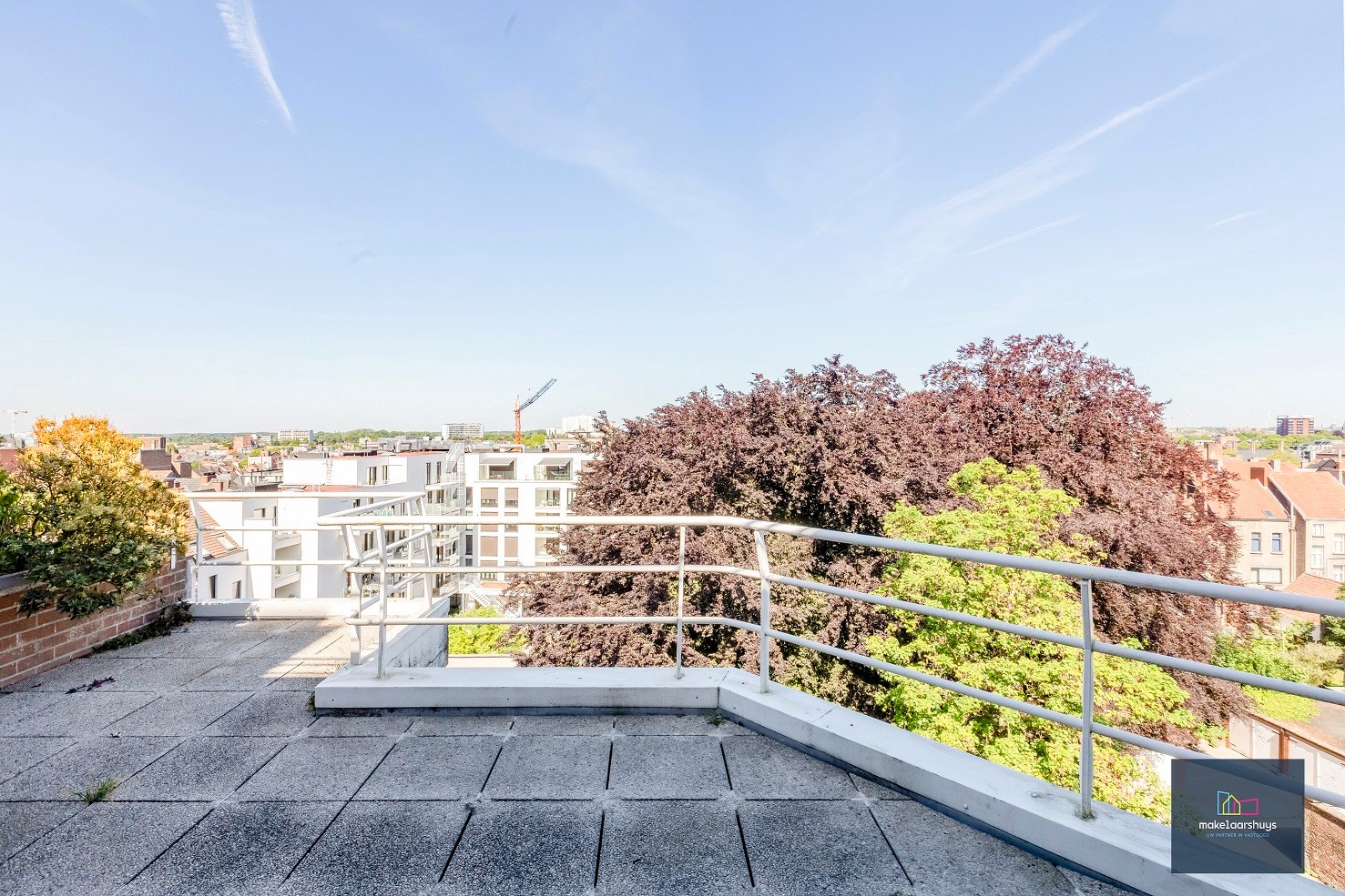 Gunstig gelegen 2slp. app. met zonnig terras ( 25m²) nabij het Citadelpark 