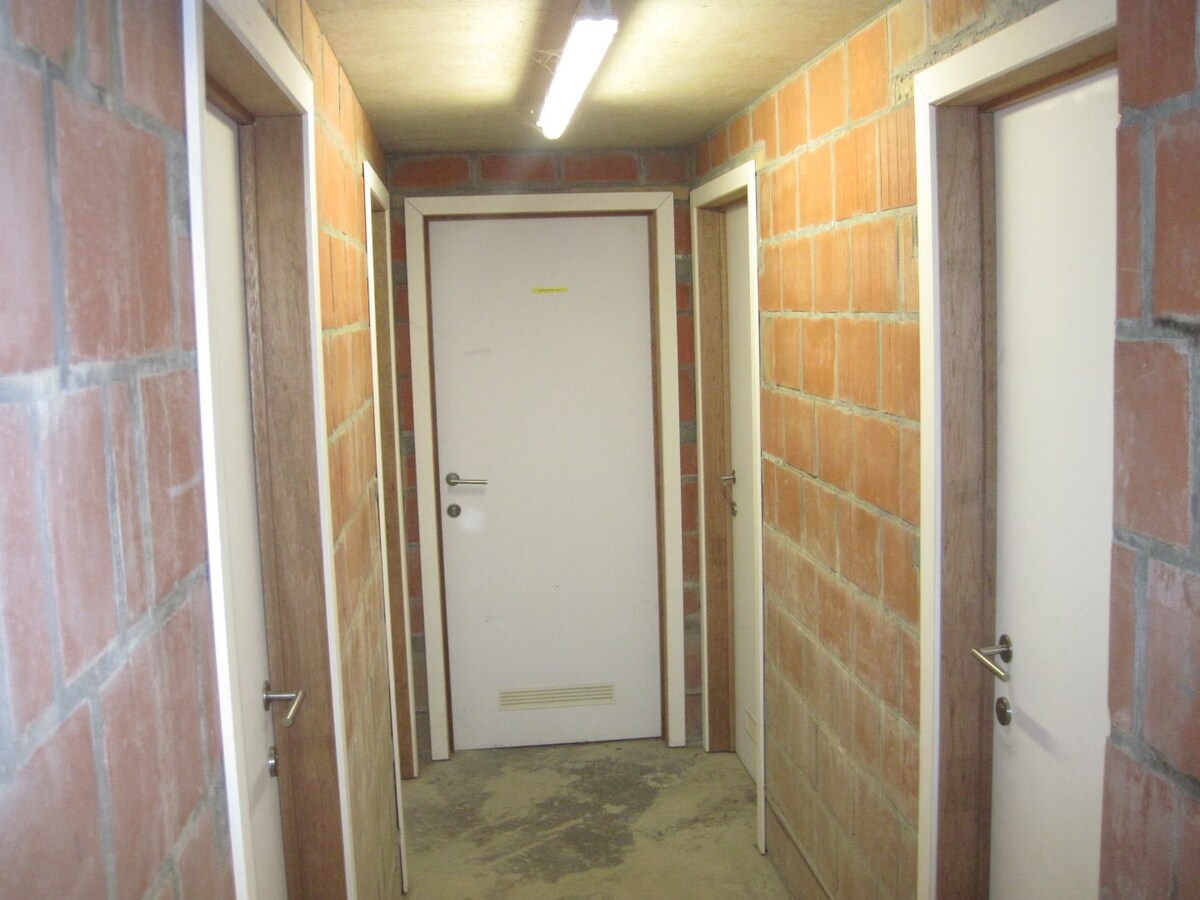 Ruim appartement met 2 terrassen. 
