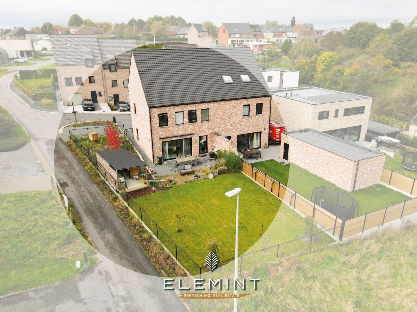 Halfopen BEN woning, rustig gelegen in het mooie Nederbrakel 