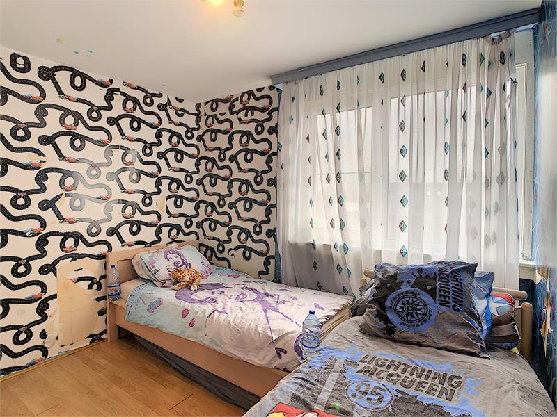 Ruim appartement met drie slaapkamers op wandelafstand van het centrum! 