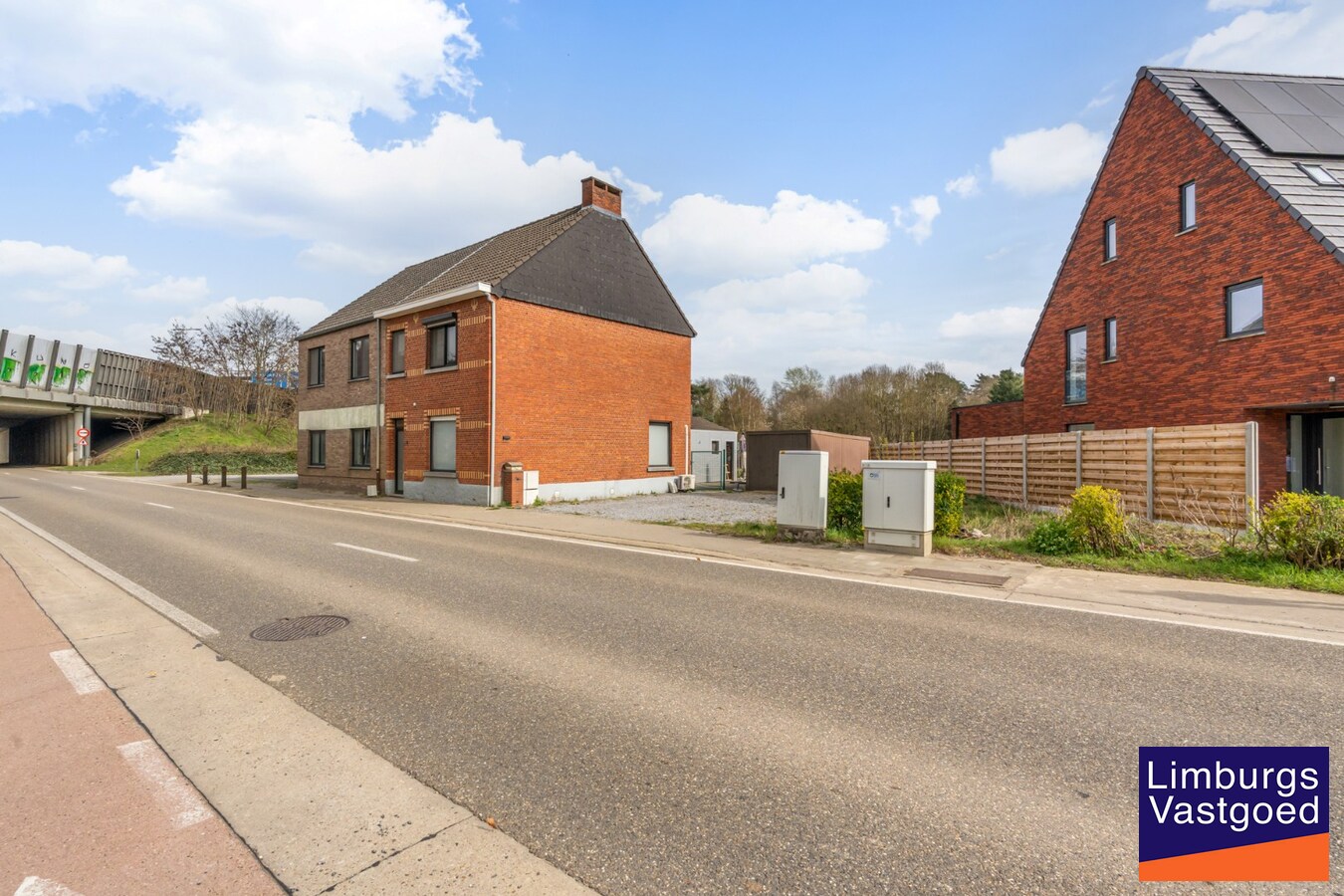 Te renoveren HOB met 3 slpk en garagebox, 13a77ca 