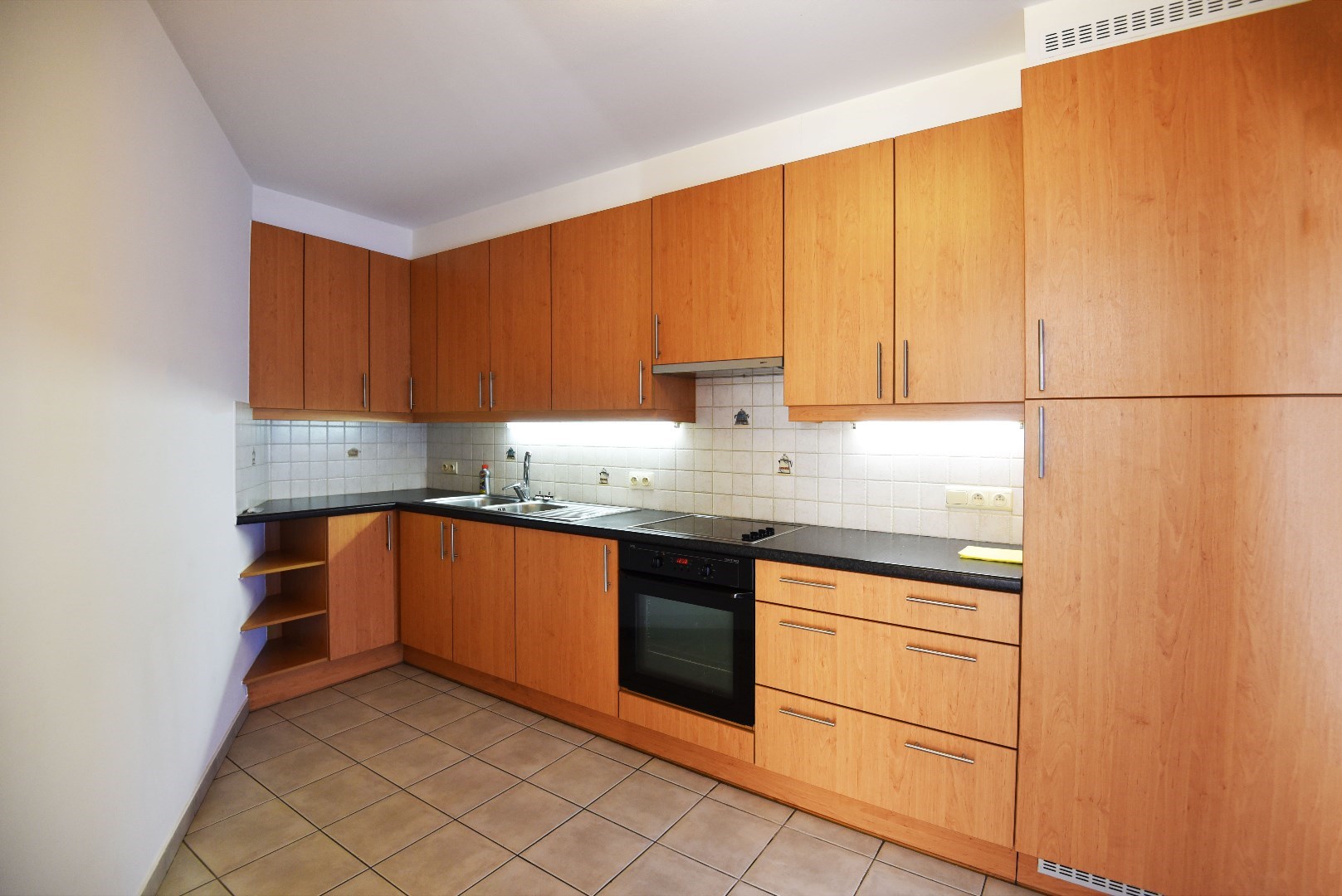 Ruim appartement met 2 slaapkamers in het centrum van Maldegem. 