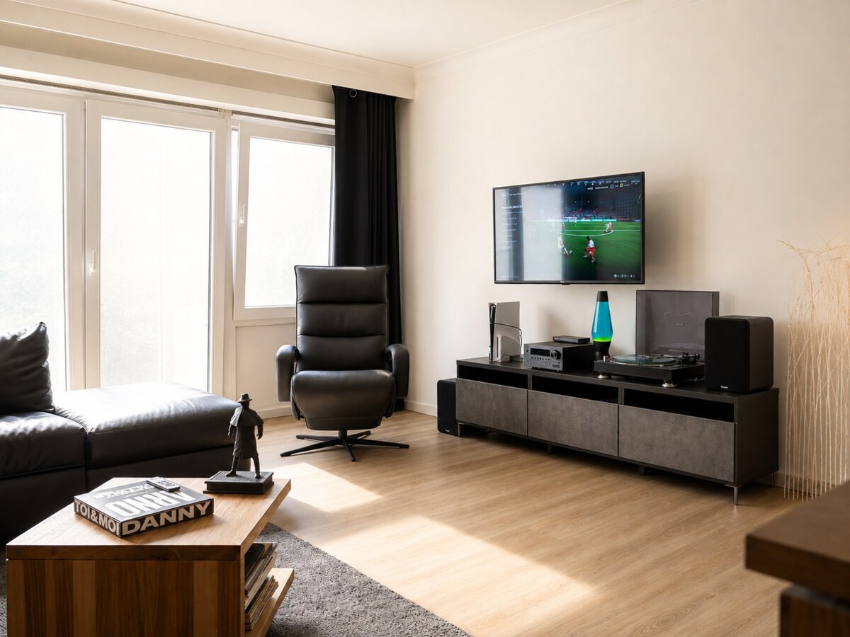 UNIEK GEMEUBELD APPARTEMENT PAL IN CENTRUM OOSTENDE 