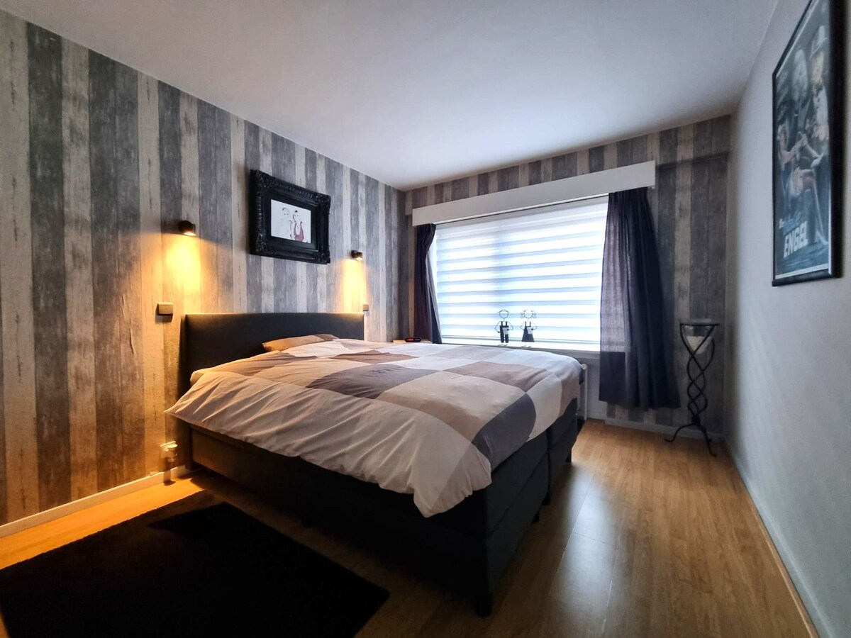 Centraal gelegen appartement met twee slaapkamers te Knokke 