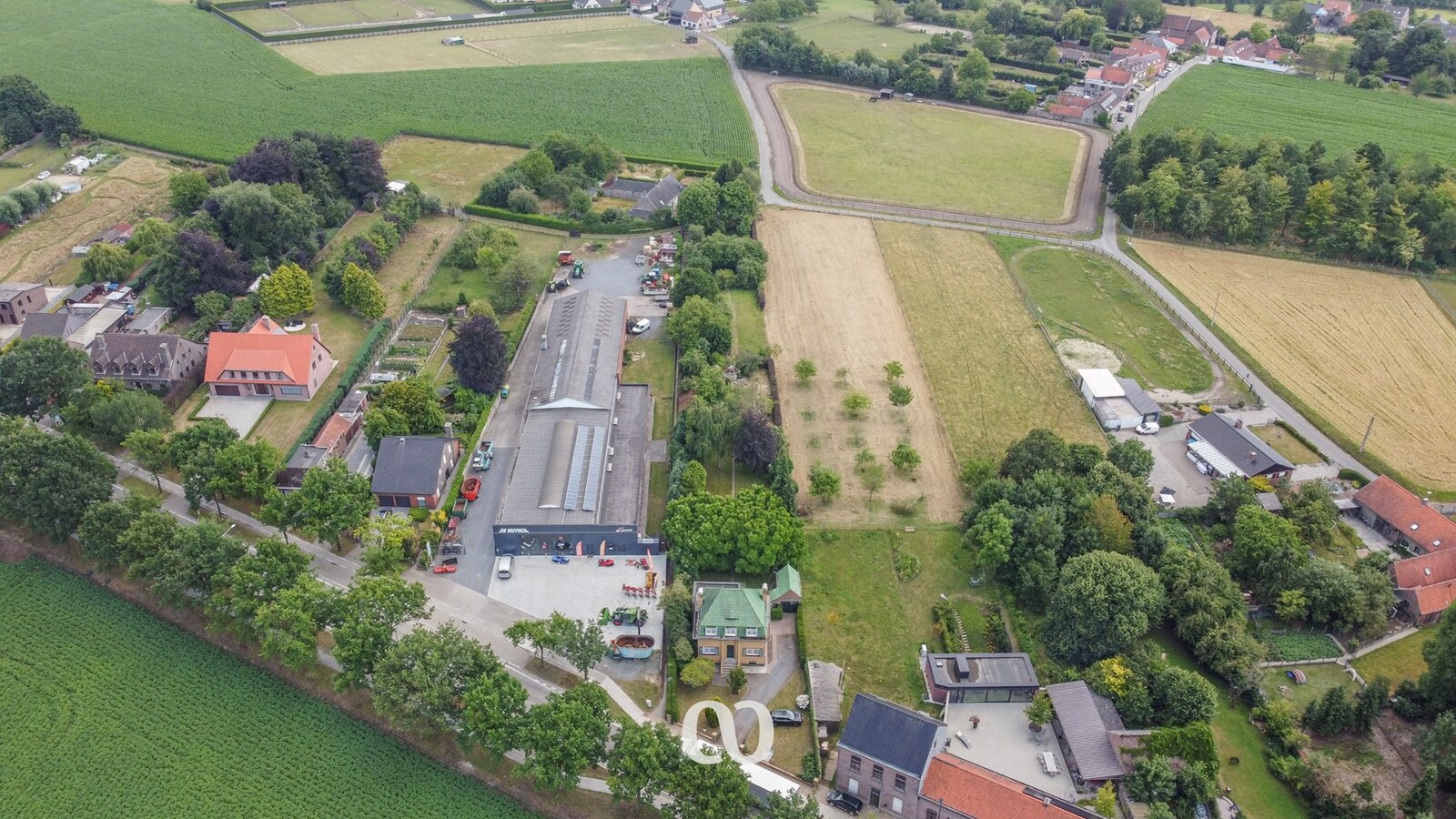 Authentieke Art Deco-villa met weilanden in Sint-Maria Latem 