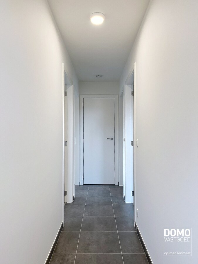 PRACHTIGE WONING MET 3 SLAAPKAMERS EN TUIN 