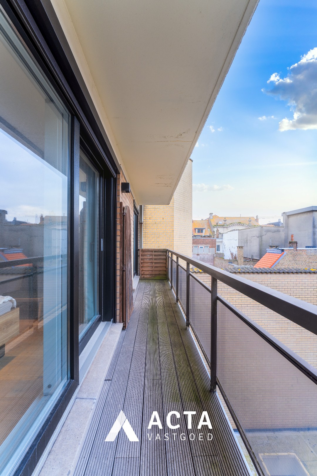 Instapklaar appartement met 2 slaapkamers in centrum Oostende 