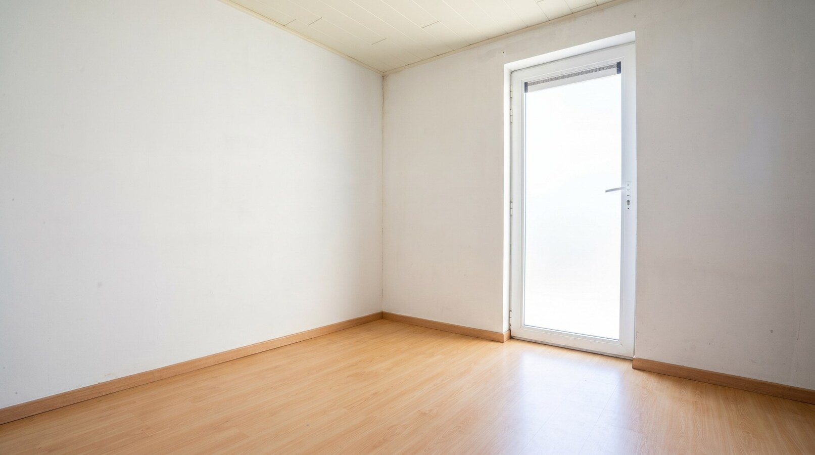Appartement « DUPLEX » 2 chambres et terrasse, à deux pas du parc de Mouscron ! 