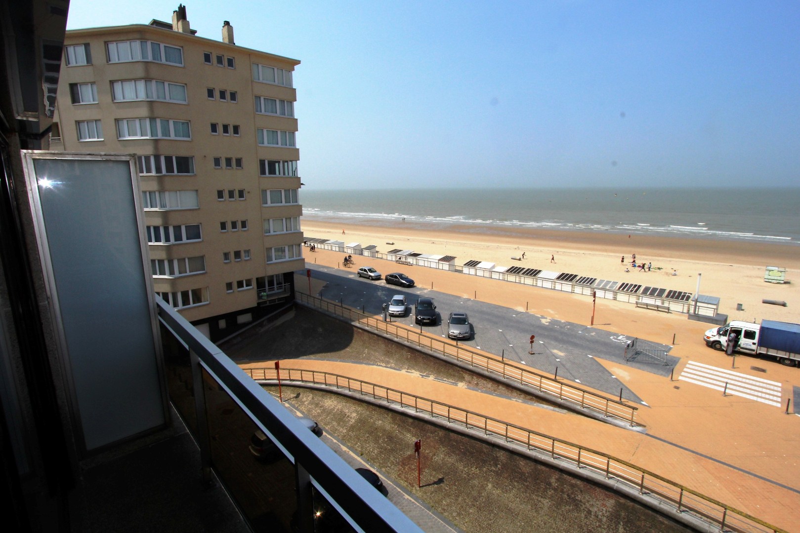 TE RENOVEREN 2 SLPK APP MET ZICHT OP ZEE – MOGELIJKHEID GARAGE 