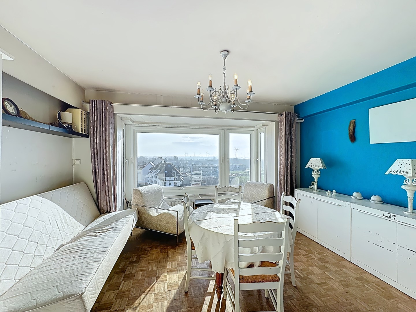 Zonnige studio gelegen aan de achterzijde van de Zeedijk 