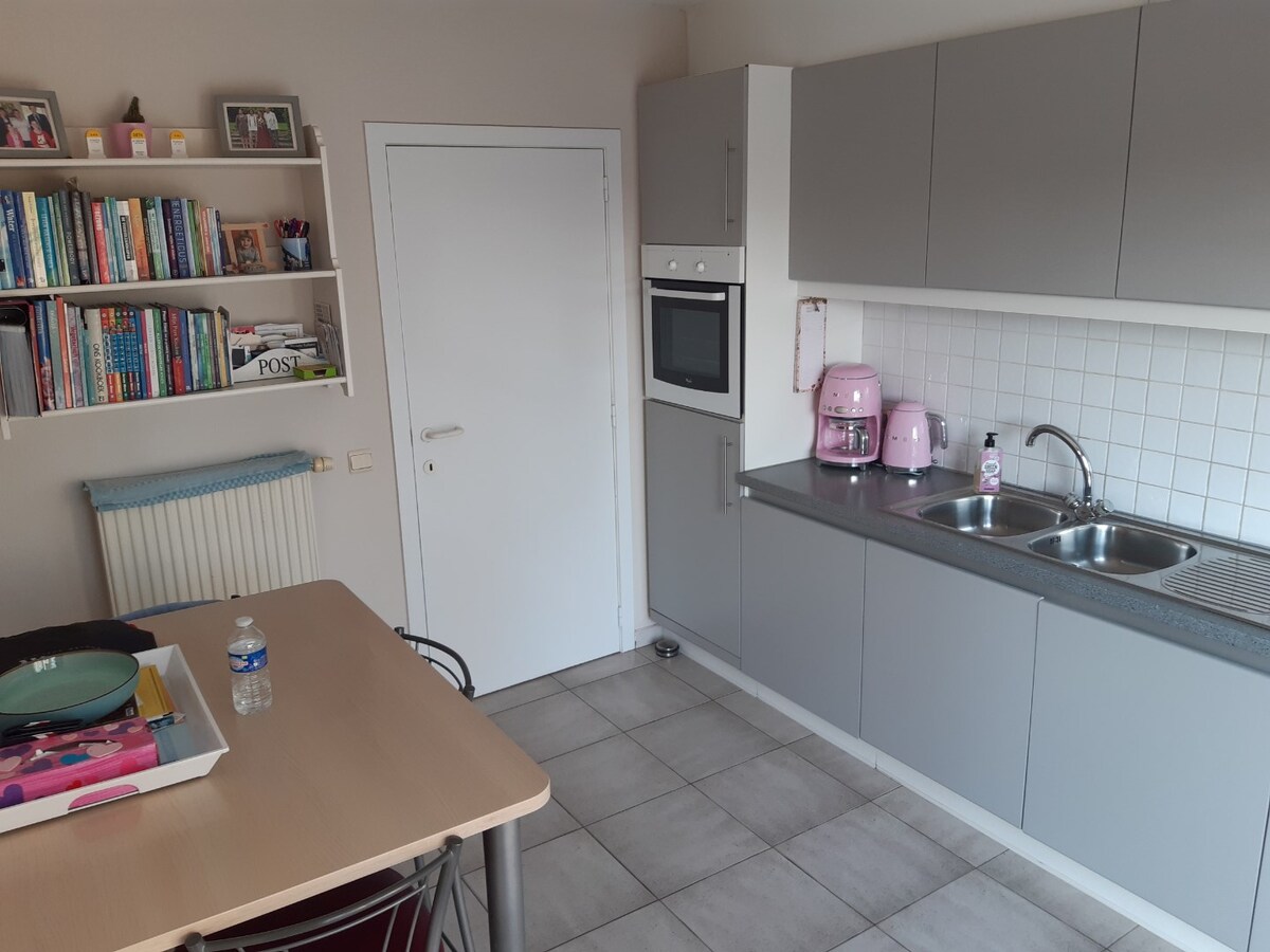 Ruime woning (4 slaapkamers) met garage 