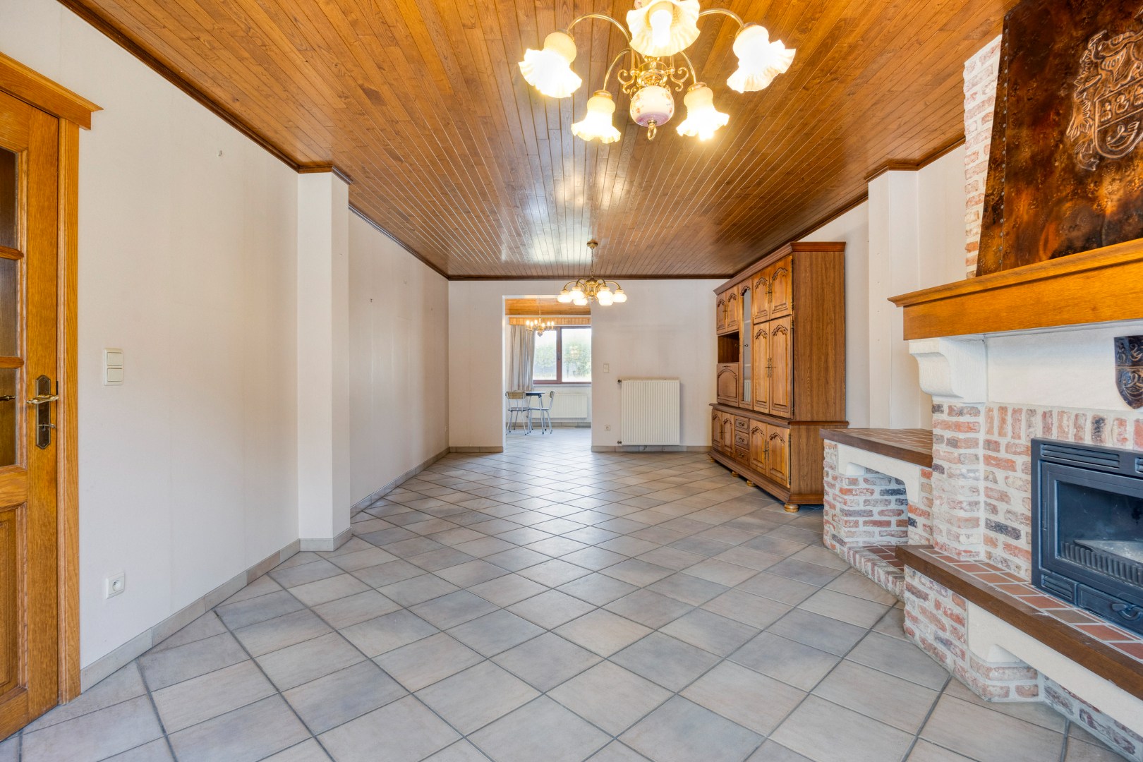 Ruime woning met ruime tuin en garage op een perceel van 802m² in Holsbeek – EPC 280 kWh/m² - bewoonbare opp. 243 m² 