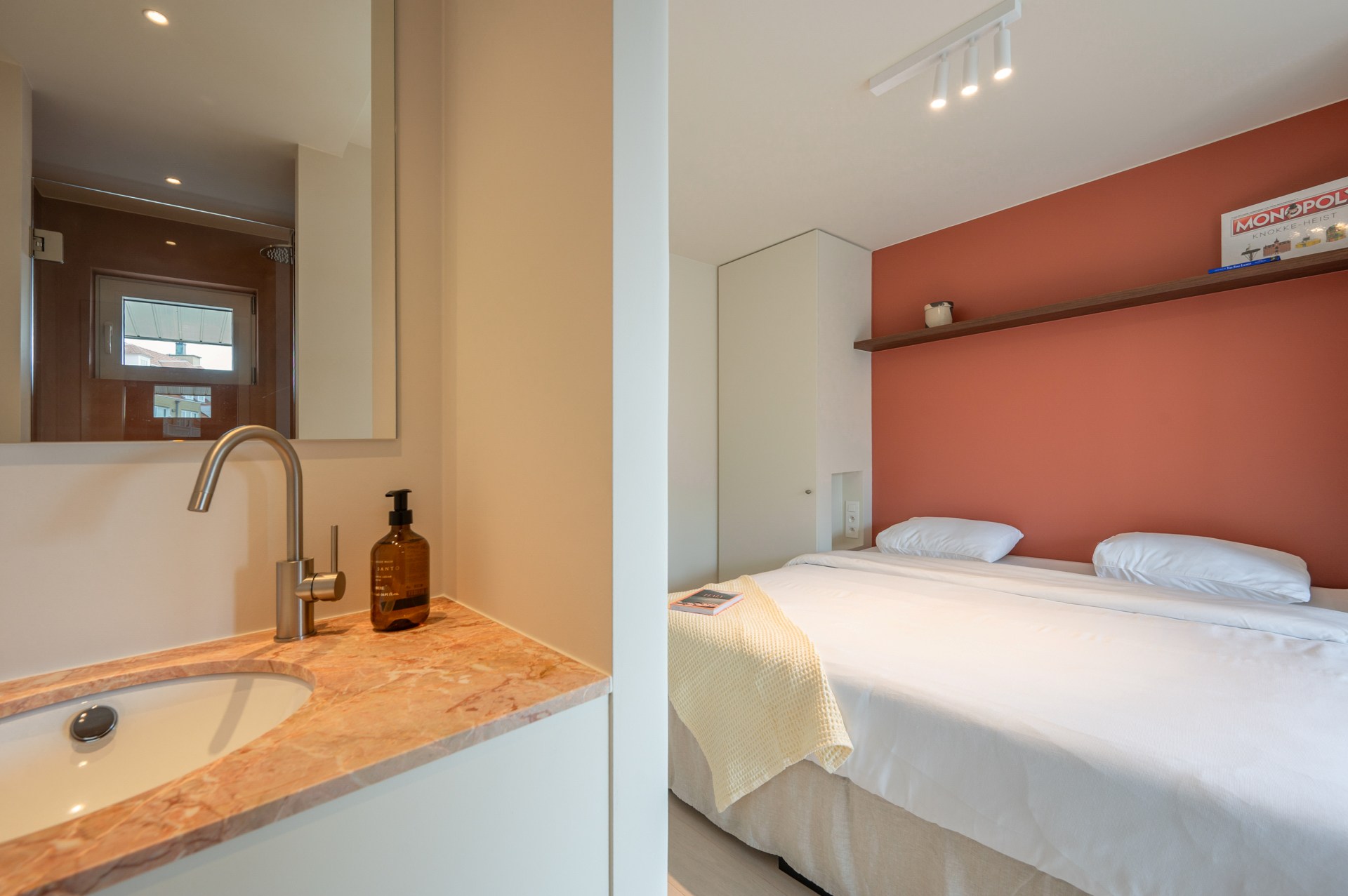 Luxueus gerenoveerd appartement op TOPlocatie in Knokke 