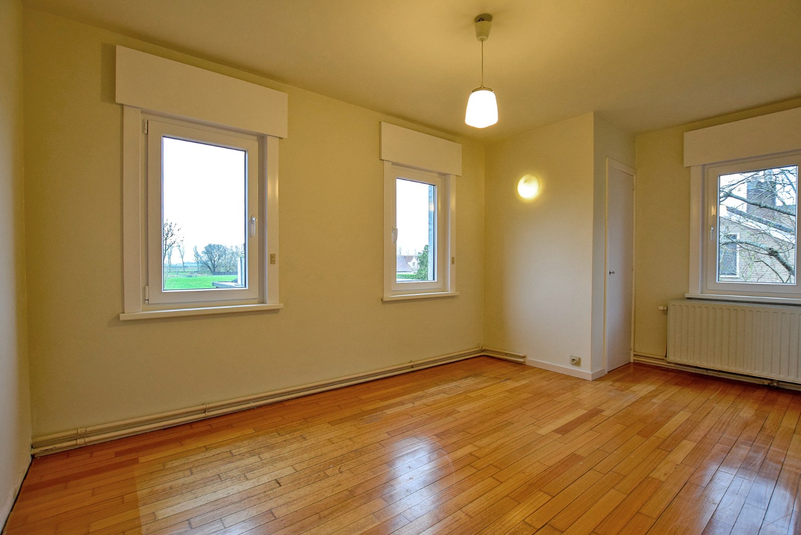 Prachtige open bebouwing met onderhoudsvriendelijke tuin te Oostduinkerke op 642 m². 