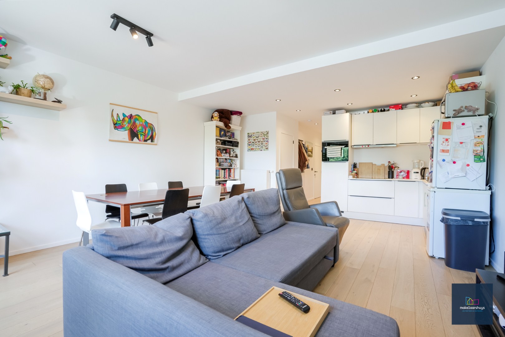 Instapklaar 2 slp. appartement met terras en grote gemeenschappelijke tuin. 